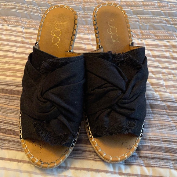 Black Wedges - Picture 2 of 2